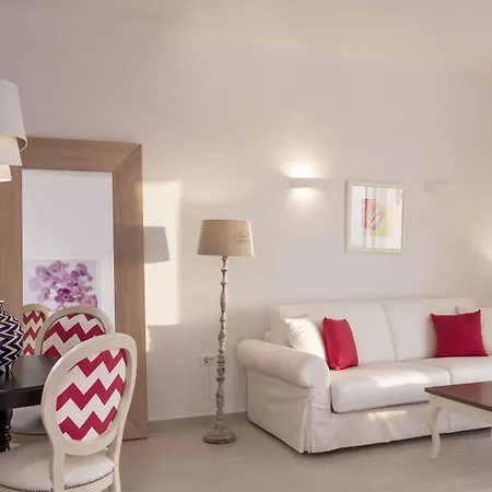 Colours Of Mykonos Luxury Residences & Aparthotel 4*