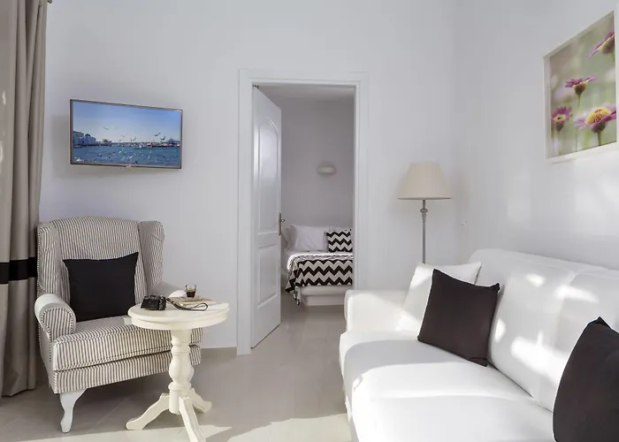 Colours Of Mykonos Luxury Residences & Aparthotel 4*