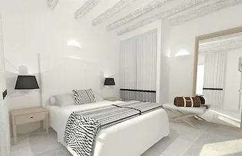 Colours Of Mykonos Luxury Residences & 프사로우