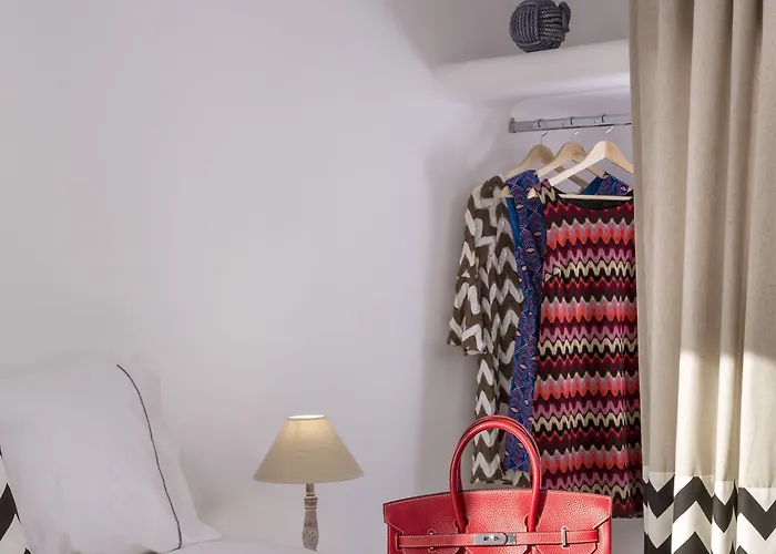 アパートホテル Colours Of Mykonos Luxury Residences & 4*