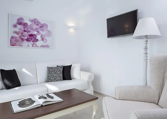 アパートホテル Colours Of Mykonos Luxury Residences & 4*