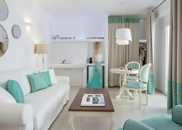 Colours Of Mykonos Luxury Residences & Psarou (Mykonos)
